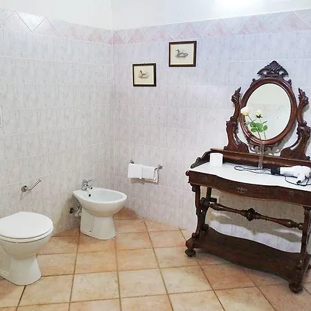 Aparthotel Tana De Lepri Colle Val D'Elsa
