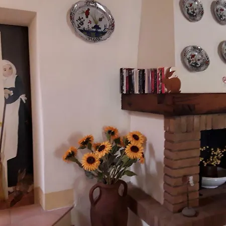 Aparthotel Tana De Lepri Colle Val D'Elsa